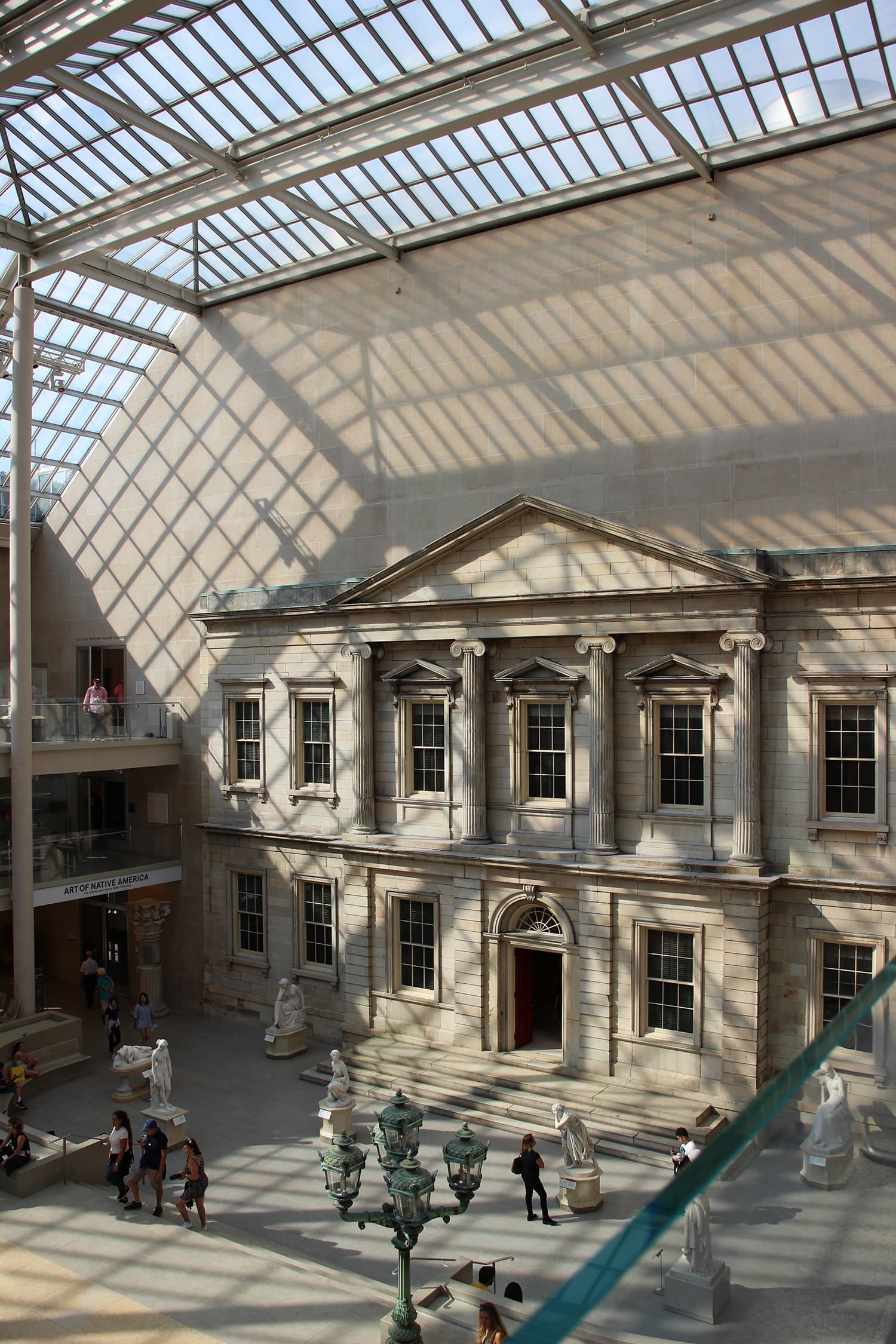 Interior of the Metropolitan Museom of Modern Art 